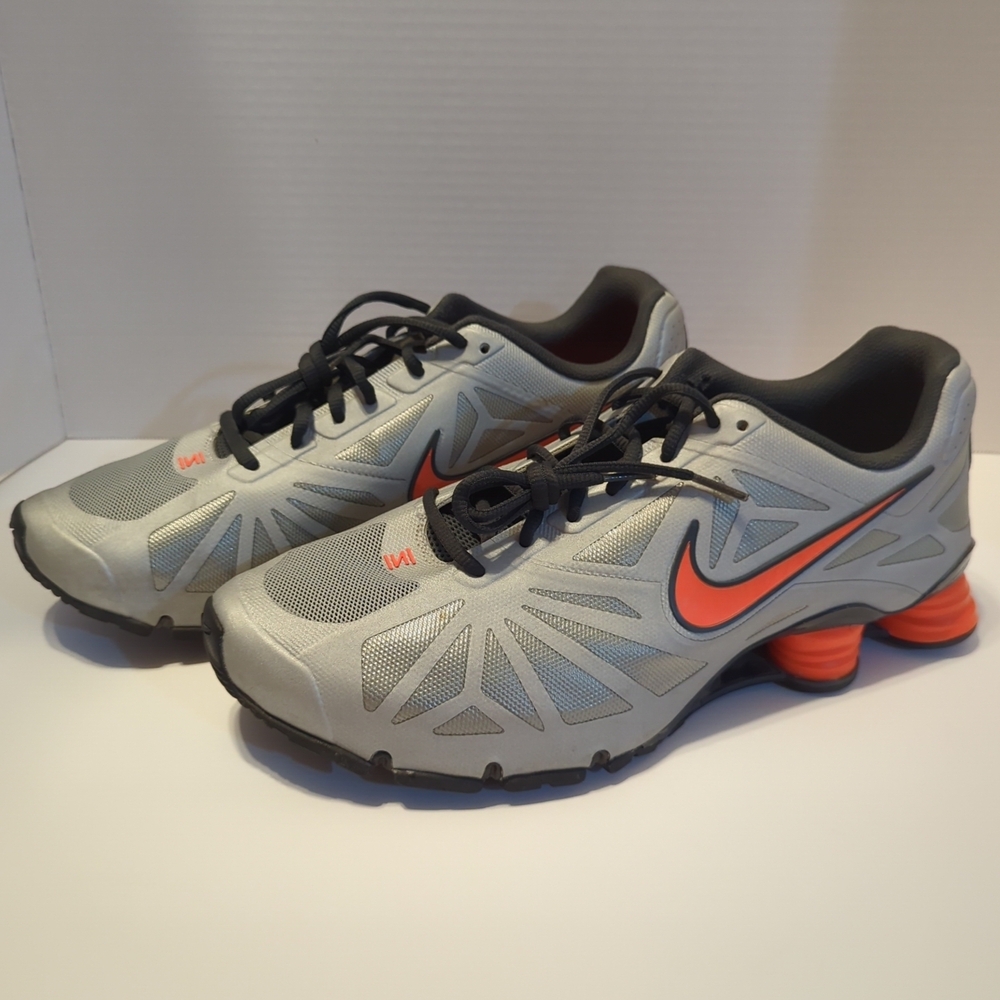 Nike Shox Turbo 14 Size 14 Mens Metallic Silver/Hyper Crimson-Anthracite